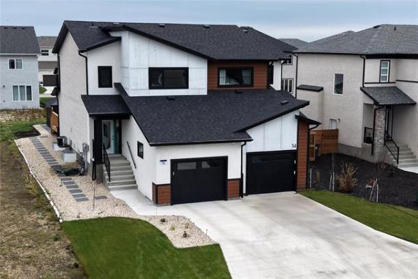 Home Photo - 12 Harvest Lane