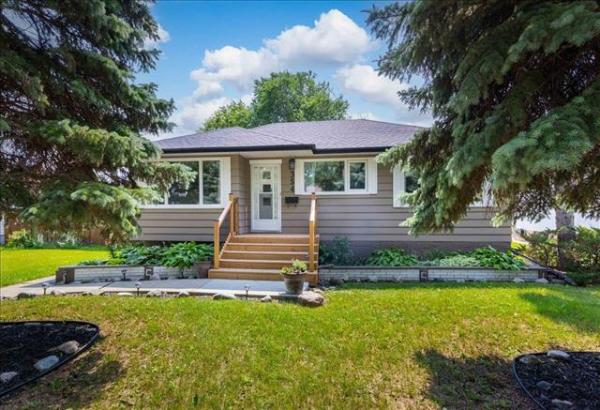 Home Photo - 354 Dunrobin Avenue