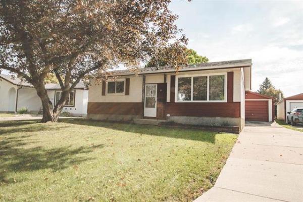 Home Photo - 138 Ravenhill Road