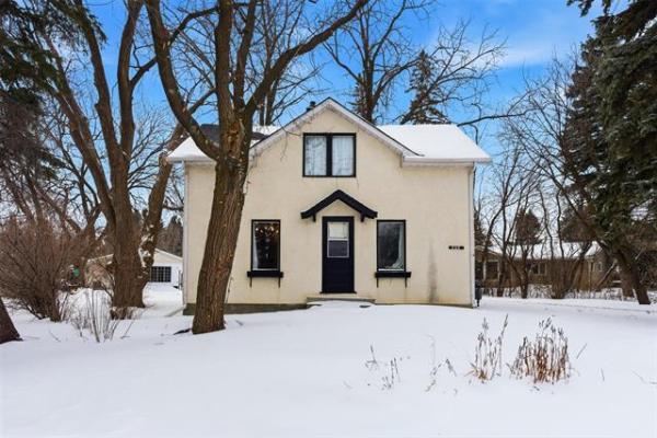 Home Photo - 528 MAIN Street