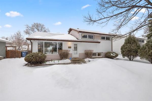 Home Photo - 5 Saturn Bay