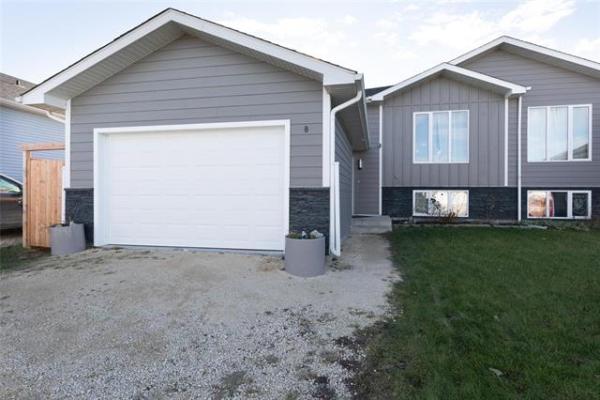 Home Photo - 8 Acorn Avenue