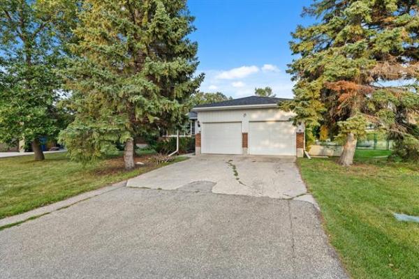 Home Photo - 15 Pine Valley Drive