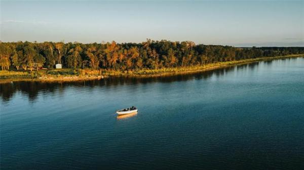 Home Photo - 7 Watchorn Landing Road