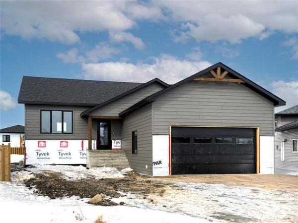 Home Photo - 32 Becki Cove