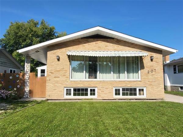 Home Photo - 207 GRAIN Avenue