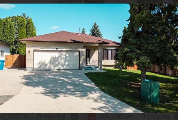Home Photo - 10 Olford Crescent