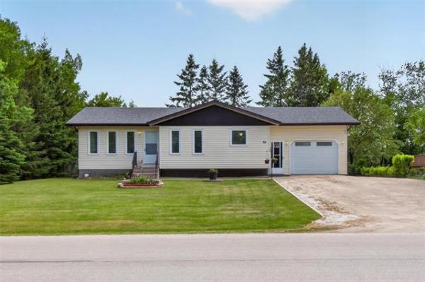 Home Photo - 88 Walnut Avenue