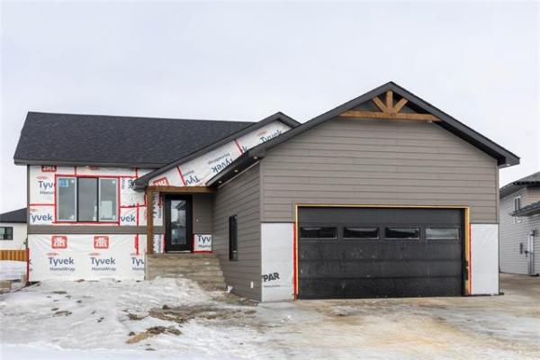 Home Photo - 32 Becki Cove