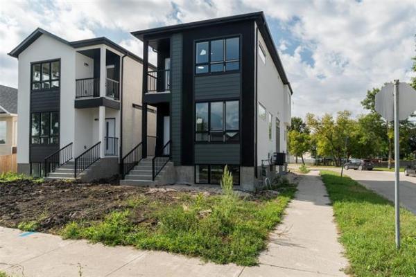 Home Photo - 1924 Bannatyne Avenue