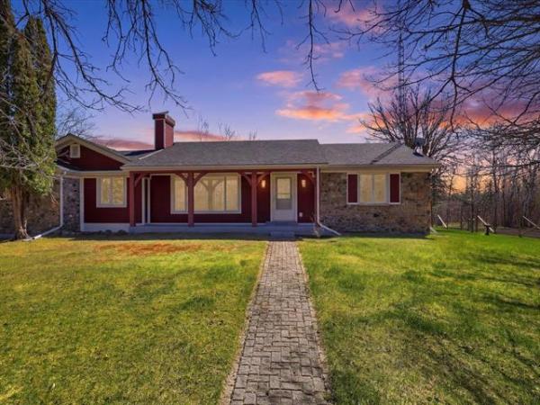 Home Photo - 71 St Raymond Road