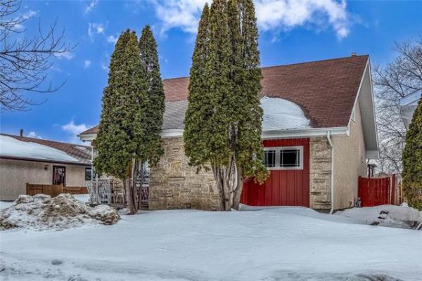 Home Photo - 105 Arthur Wright Crescent