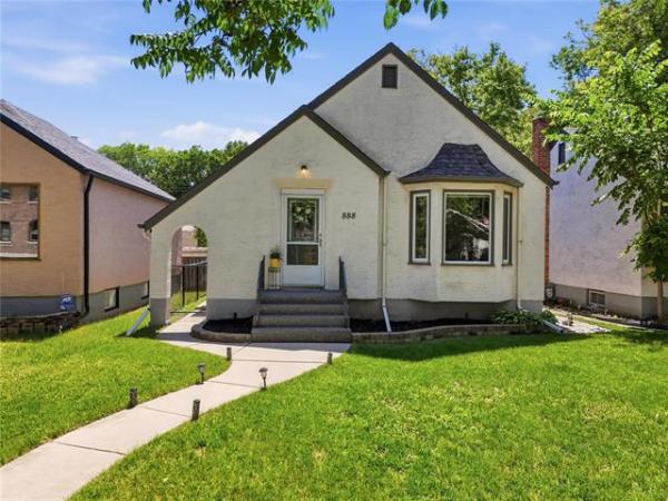 Home Photo - 888 Warsaw Avenue
