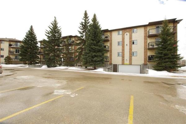 Home Photo - 307-785 St Anne's Road