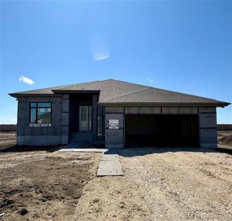 Home Photo - 33 Fieldstone Crescent