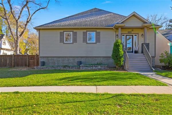 Home Photo - 356 Lindsay Street