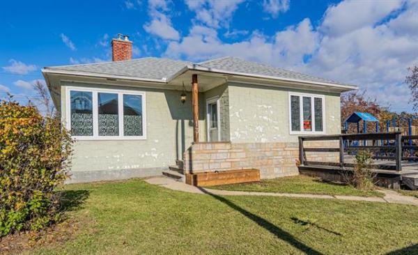 Home Photo - 13 Hampton Street