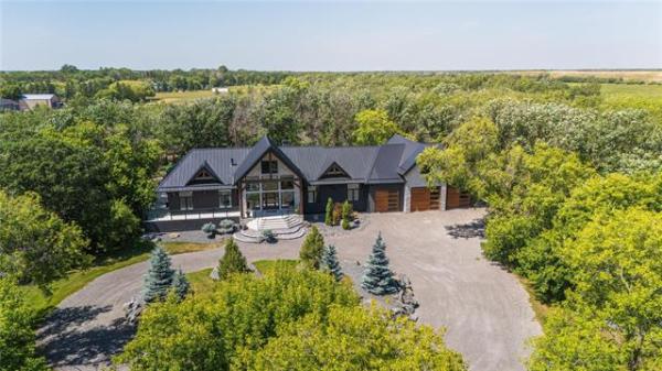 Home Photo - 11 Schubert Lane