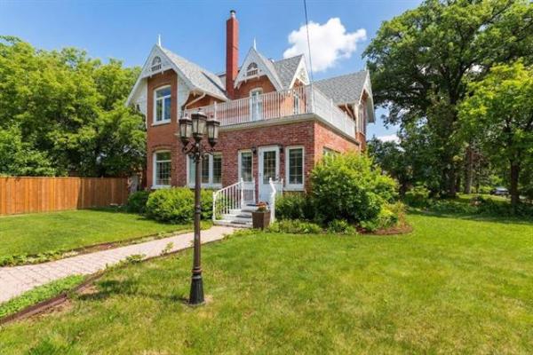 Home Photo - 33 2nd Avenue