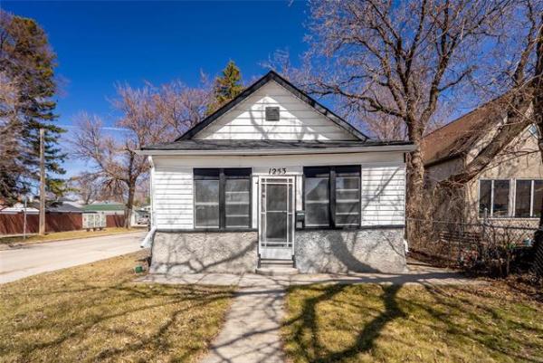 Home Photo - 1253 Pritchard Avenue