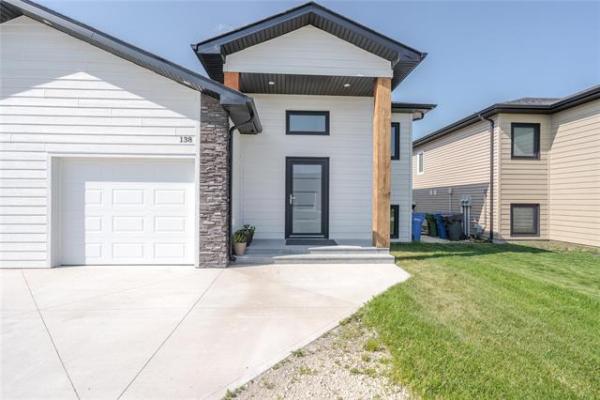 Home Photo - 138 Parkside Crescent