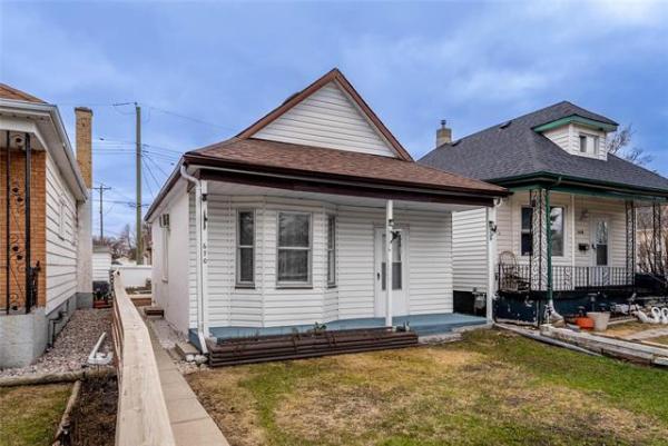 Home Photo - 670 Hoskin Avenue