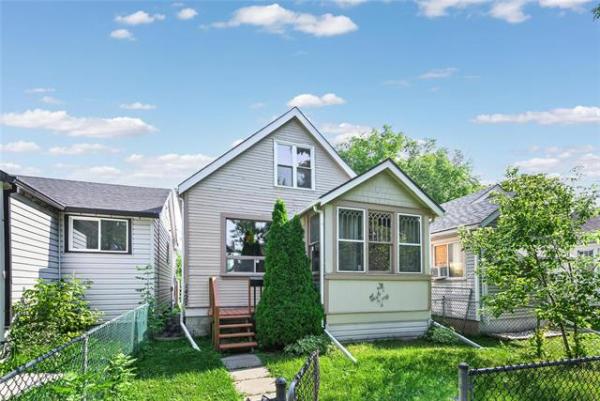 Home Photo - 1427 Bannatyne Avenue