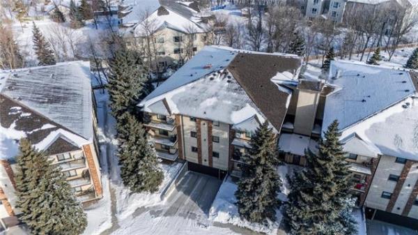 Home Photo - 206-681 St Anne's Road