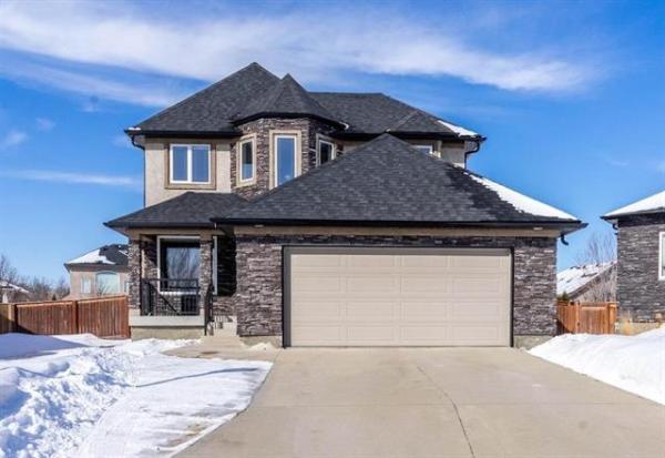 Home Photo - 19 Elstree Court