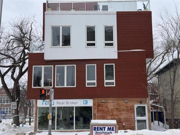 Home Photo - 302-54 Maryland Street