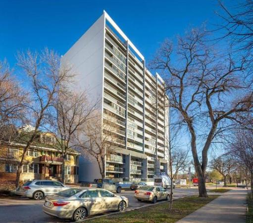 Home Photo - 1703-15 Kennedy Street