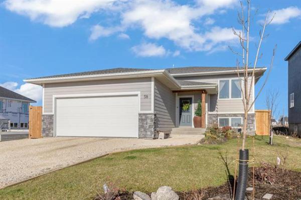 Home Photo - 58 FEATHERTAIL Way