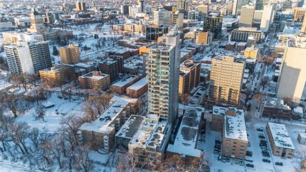 Home Photo - 1705-390 Assiniboine Avenue