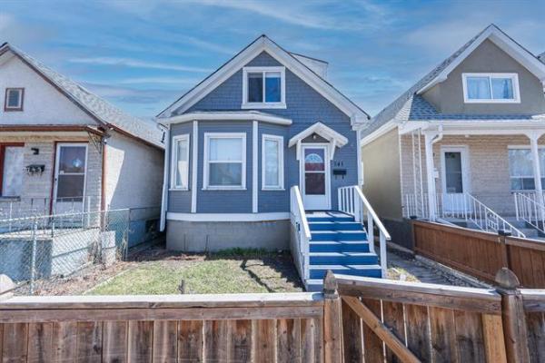 Home Photo - 741 Simcoe Street