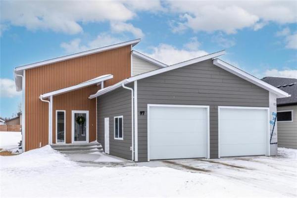 Home Photo - 97 Norwood Bay