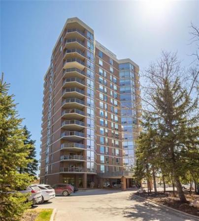 Home Photo - 402-180 Tuxedo Avenue