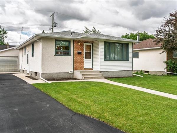 Home Photo - 810 Nottingham Avenue