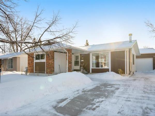 Home Photo - 34 Dohaney Crescent