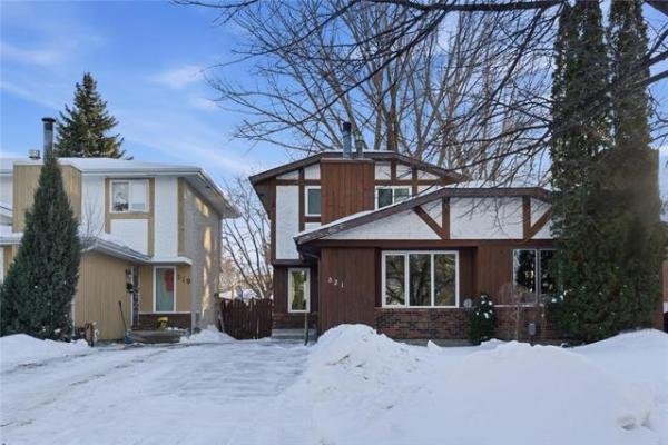 Home Photo - 321 Edelweiss Crescent