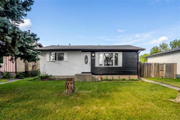 Home Photo - 2125 Manitoba Avenue