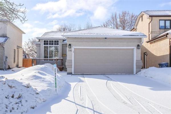 home photo - 14 Beaufort Crescent