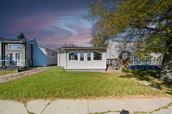 Home Photo - 1009 Clarence Avenue