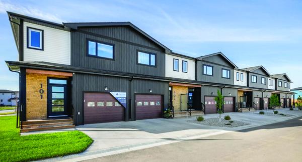 Home Photo - #101-32 Lynx Street -