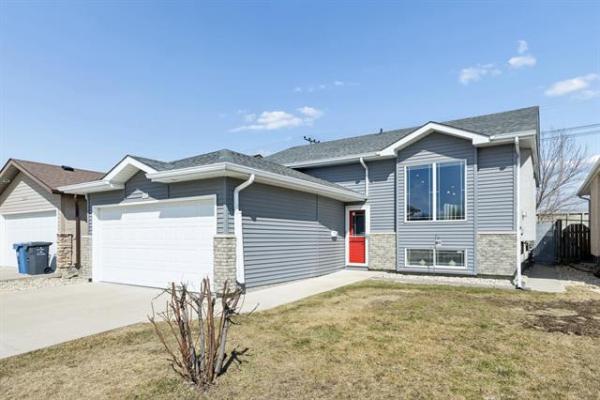 Home Photo - 251 Brunet Promenade