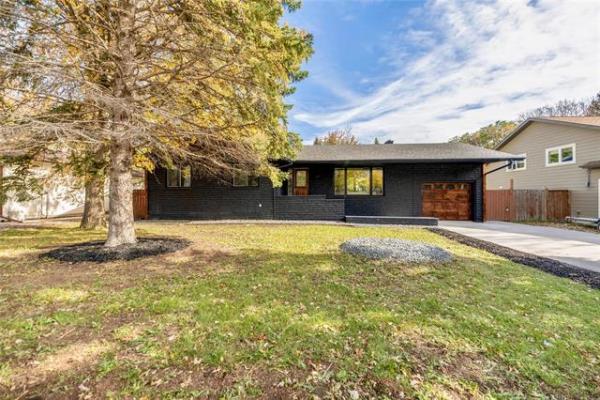 Home Photo - 567 Laxdal Road