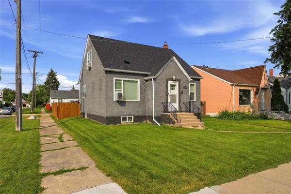 Home Photo - 599 Inkster Boulevard
