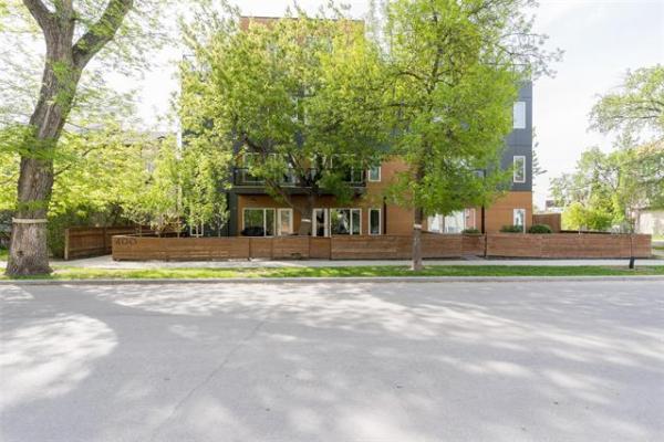 Home Photo - 203-400 Wardlaw Avenue