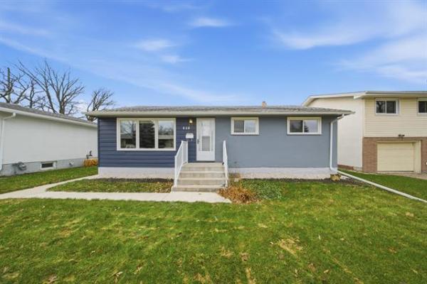 Home Photo - 646 Dunrobin Avenue