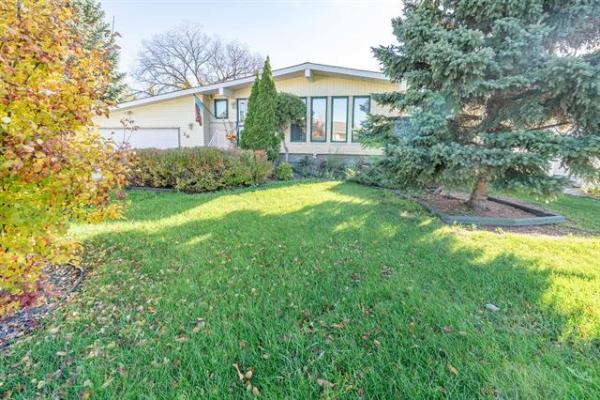 Home Photo - 26 Dubuc Bay