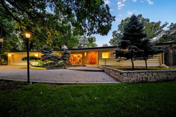 Home Photo - 610 South Drive
